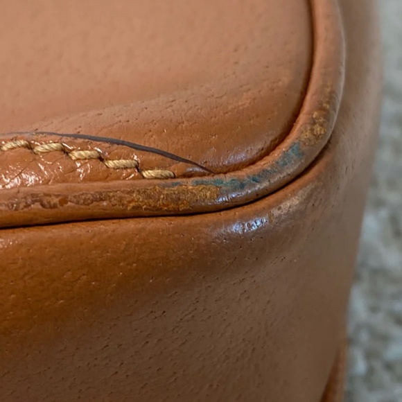 Authentic Gucci Brown Leather Wristlet Pouch - Picture 7 of 16